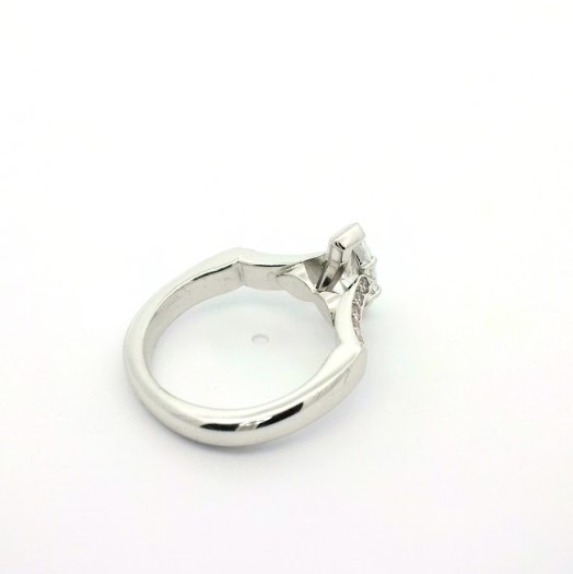 0.76ct D VVS Marquise and Pink Diamond Engagement Ring - Image 4