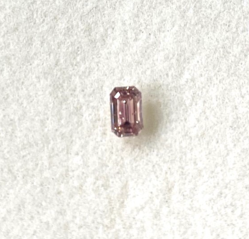 DPD2503115 - 0.23ct 5P P1 Emerald Cut Pink Diamond
